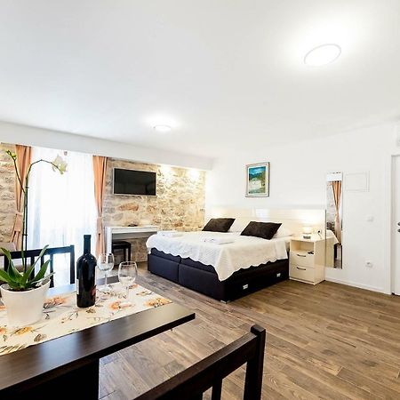 Apartments Palace Rialto 希贝尼克 外观 照片