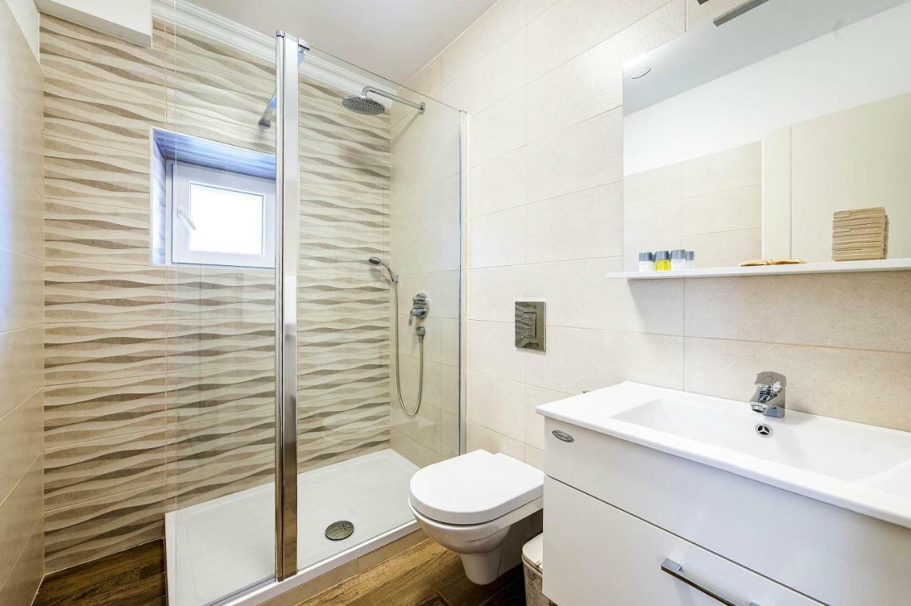 Apartments Palace Rialto 希贝尼克 客房 照片